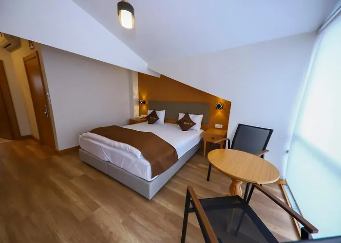 Ruby Royal Szálloda 2*