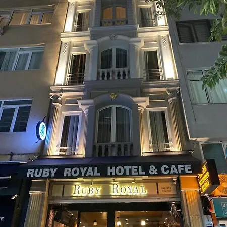 Ruby Royal 호텔
