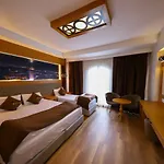 Hotel Ruby Royal 2*