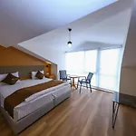 Ruby Royal Szálloda 2*