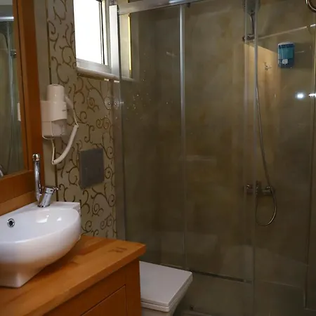 Ruby Royal Szálloda 2*