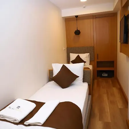 Ruby Royal Hotel